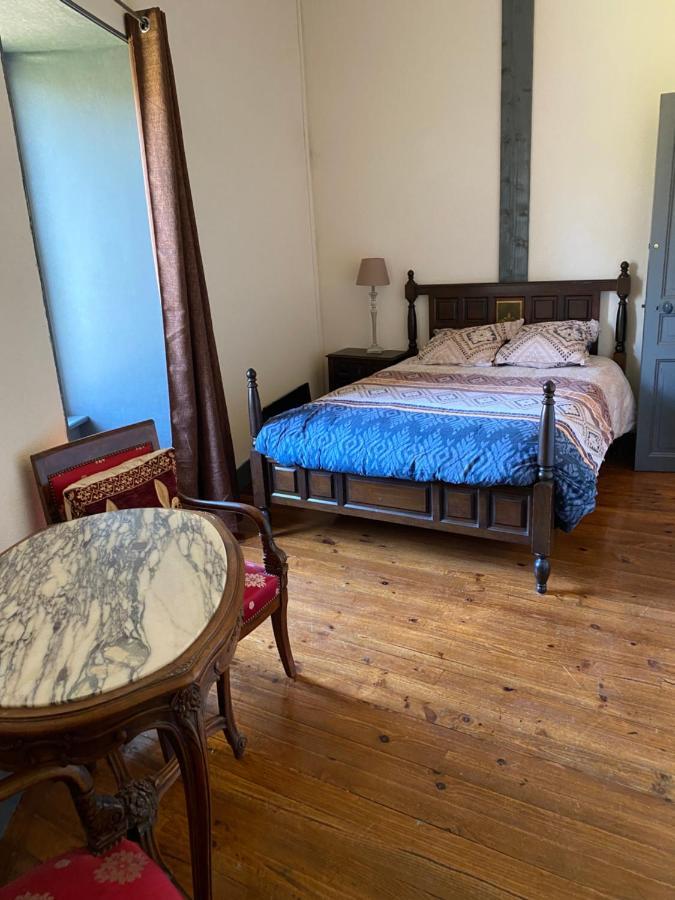 Tour Du Chateau De Gondole Le Cendre Eksteriør bilde